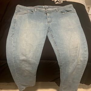 “Under510” men’s jeans